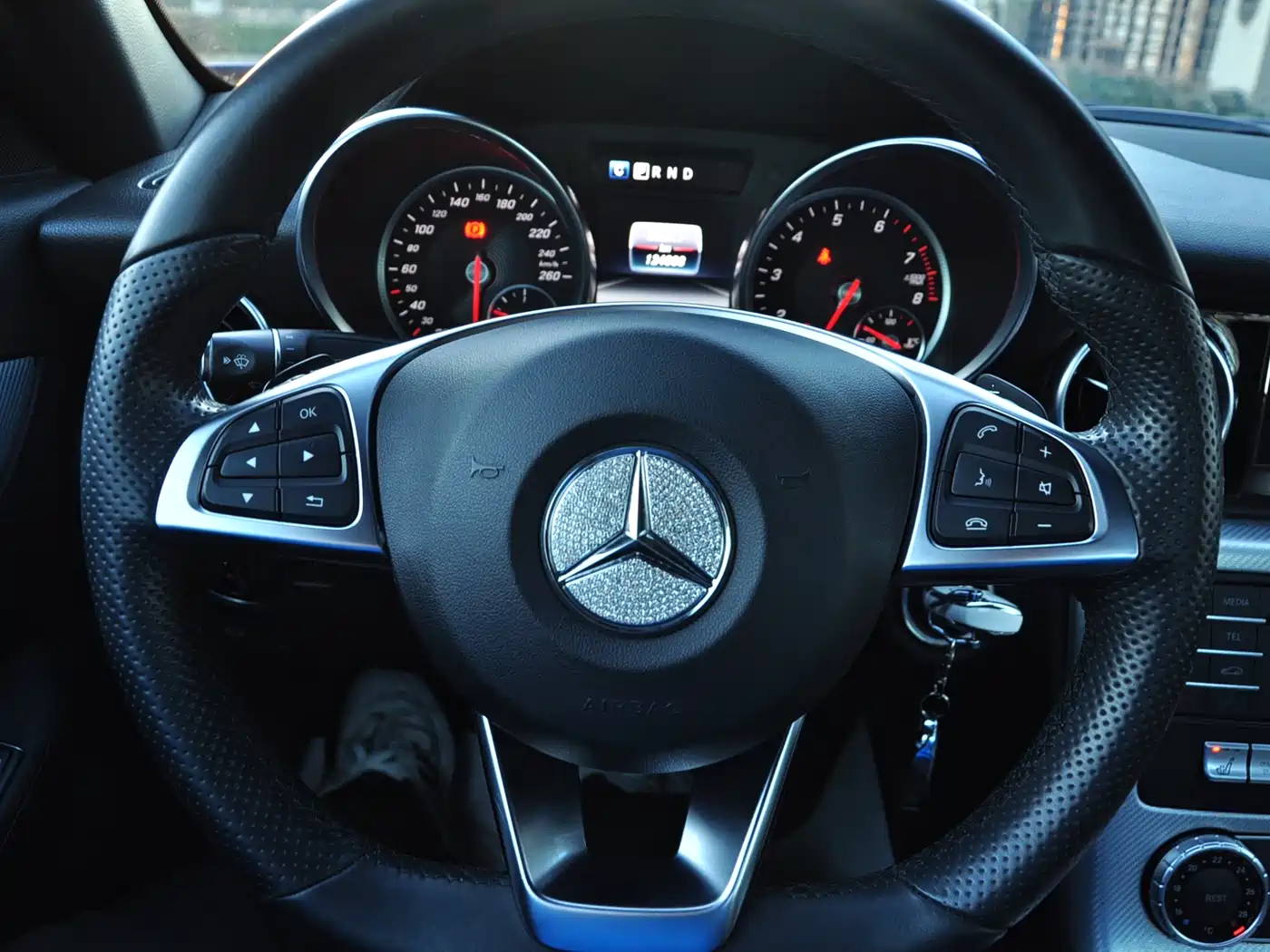 Mercedes-Benz SLC 2016 SLC 200 Sport фото 13