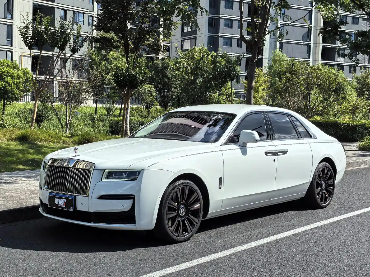 ROLLS-ROYCE GUST