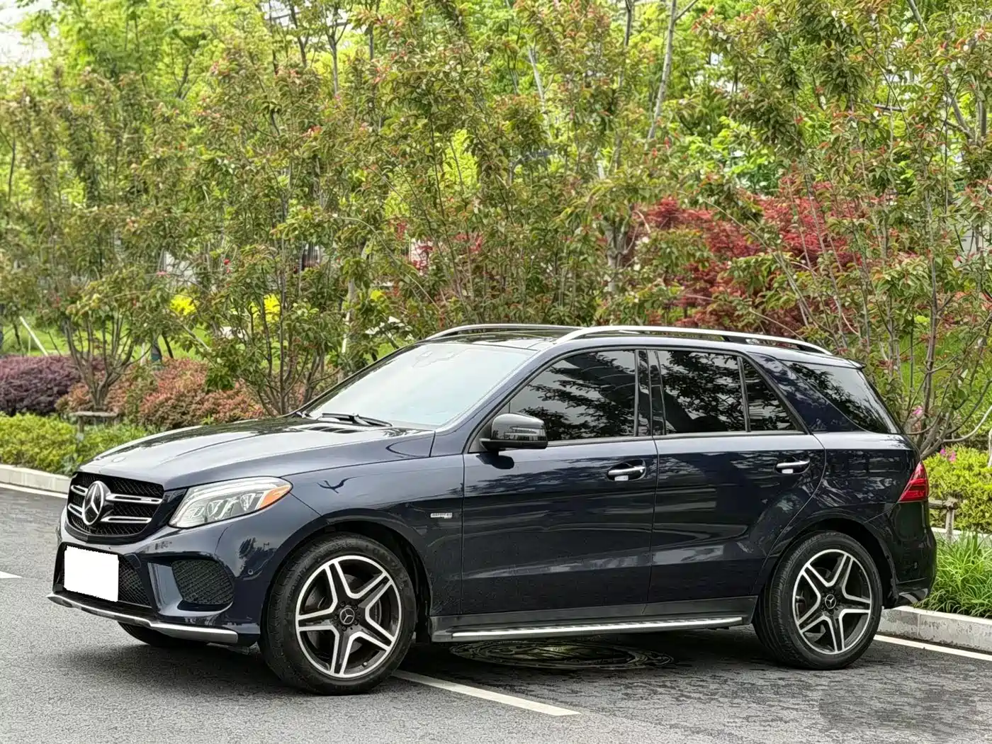 Mercedes-Benz GLE AMG 2017 AMG GLE 43 4MATIC