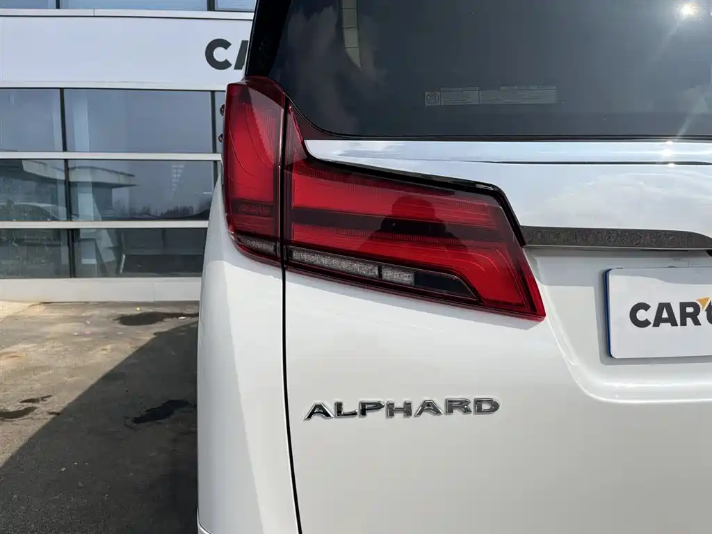 Toyota Alphard 2015 3.5L Luxury Edition фото 7