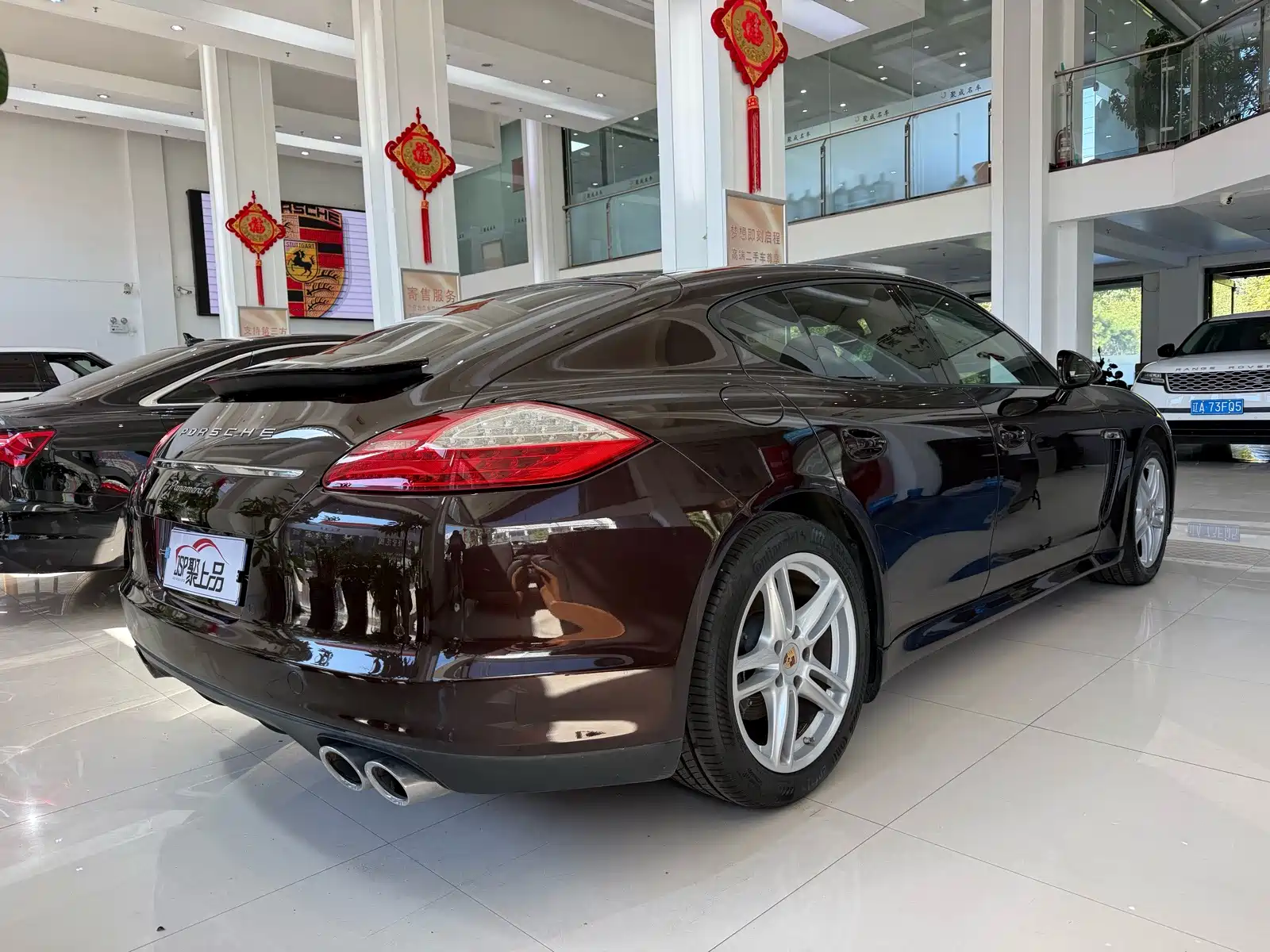 Photo 16 - Porsche Panamera