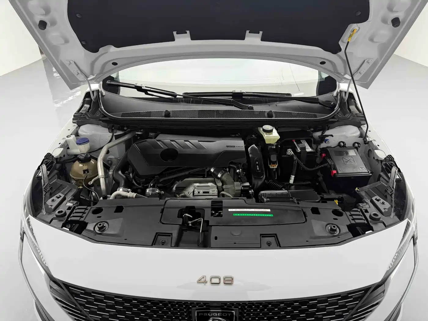 Peugeot 408 2024 360THP Dragon Edition Lafite фото 10