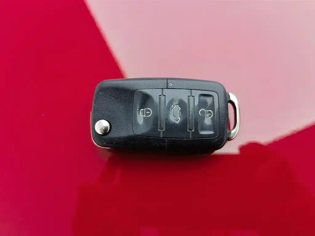Volkswagen Beetle 2010 Model 1.6 AT фото 19