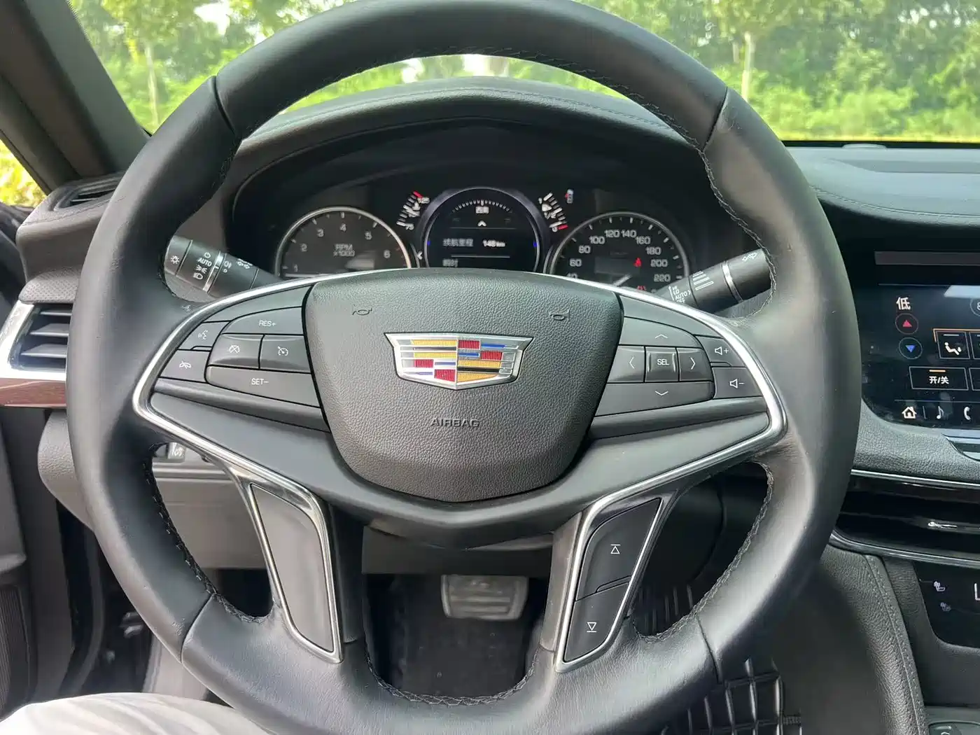 Photo 8 - Cadillac CT6