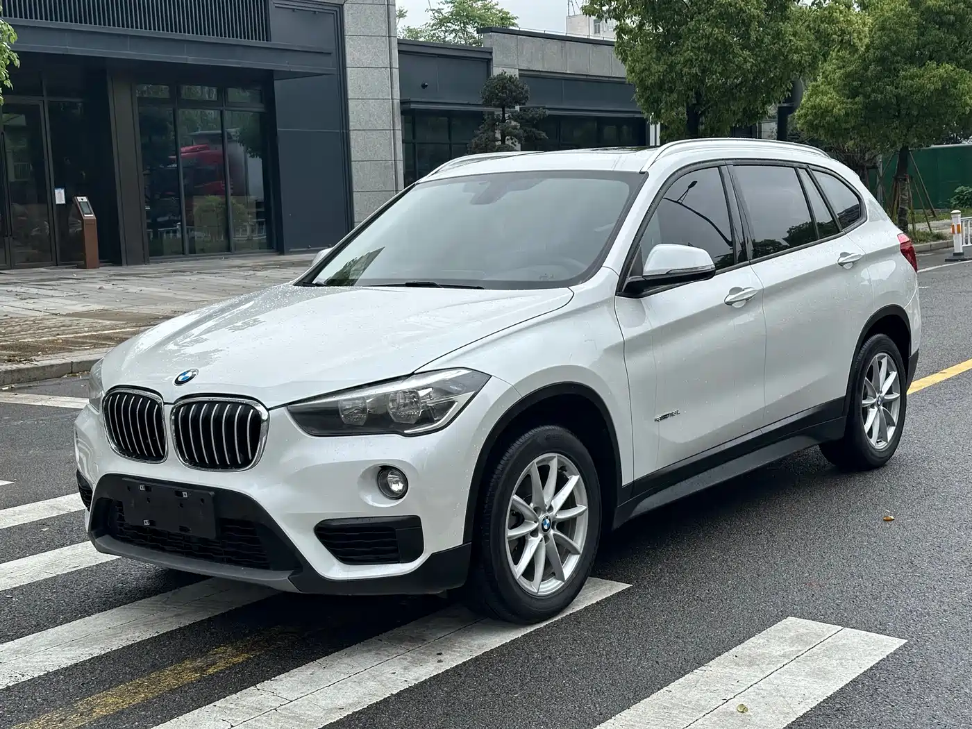 BMW X1 2016 sDrive18Li Fashion Model