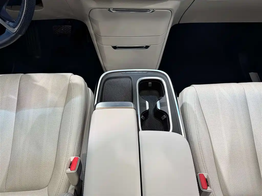 Buick Century 2023 2.0T 6-Seat World Edition фото 29