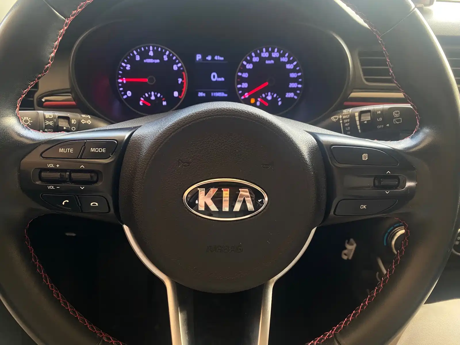Photo 8 - Kia KX CROSS