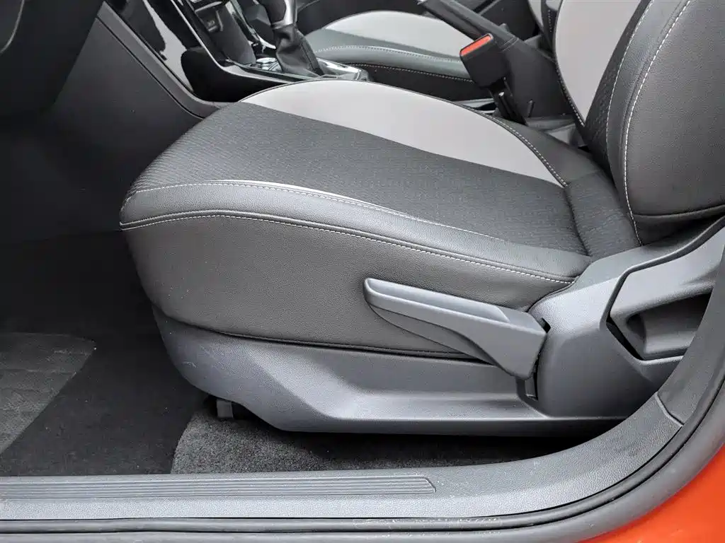 Volkswagen Tanying 2021 1.5L Automatic Smart Connect Edition фото 20