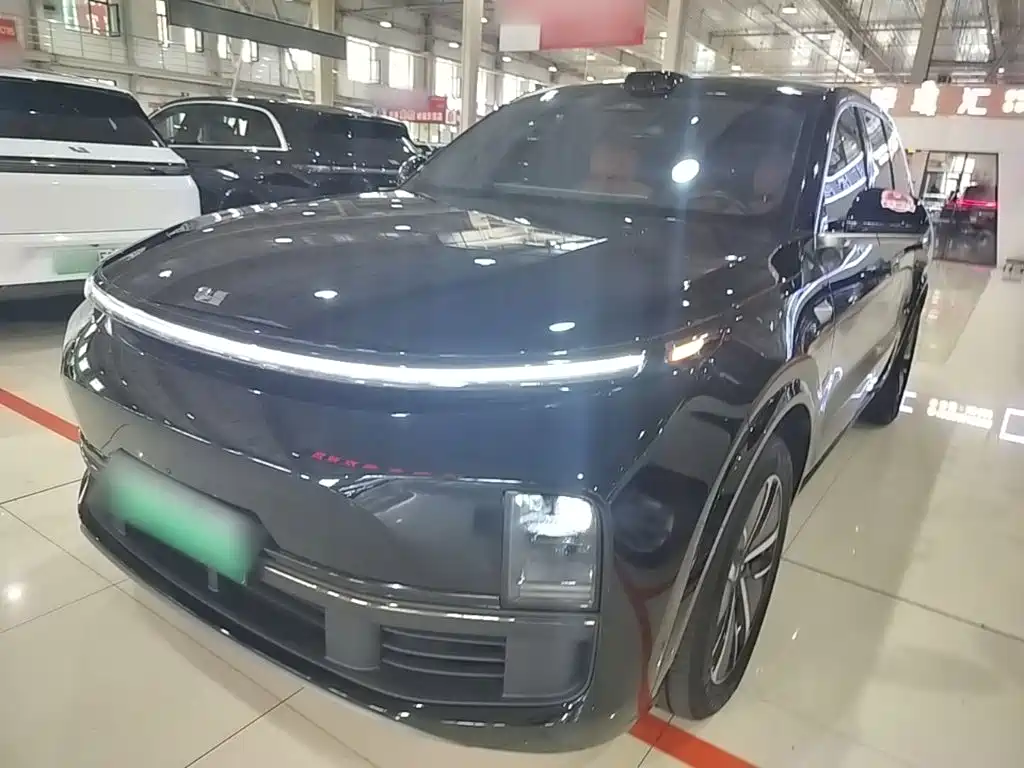 Li Auto L8 2024