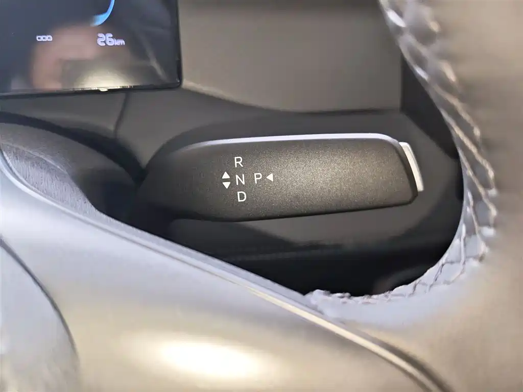BYD Qin PLUS 2026 DM-i Smart Edition 128KM Progressive фото 14