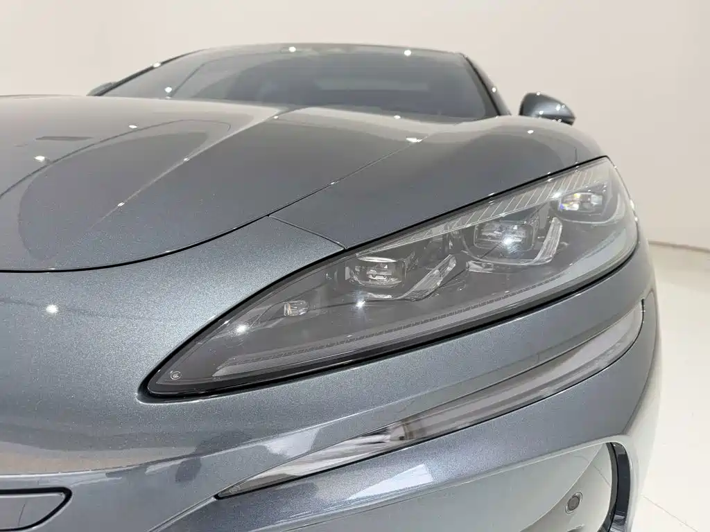 Denza Z9 2025 2024 Model 1100km AWD Max Edition