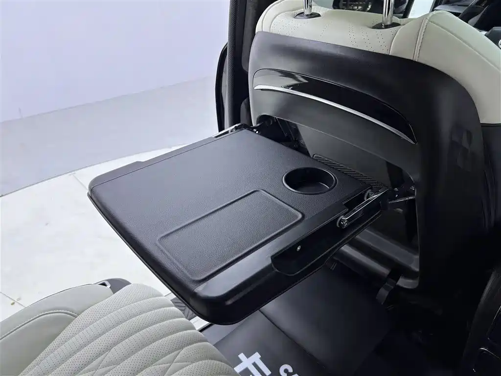Toyota Sienna 2024 2.5L Hybrid Comfort Edition фото 32