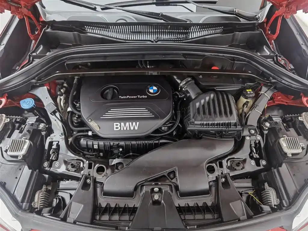 BMW X1 2019 sDrive20Li Leading Model фото 6