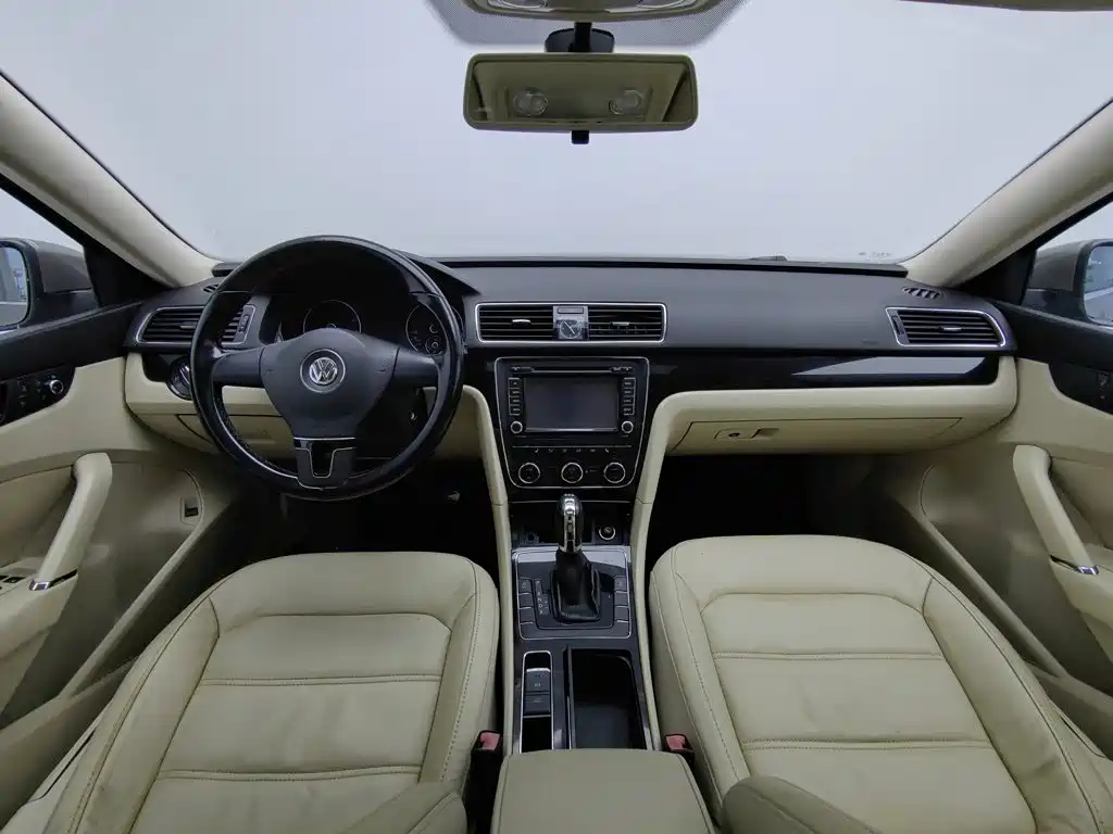 Фото 5 - Volkswagen Passat