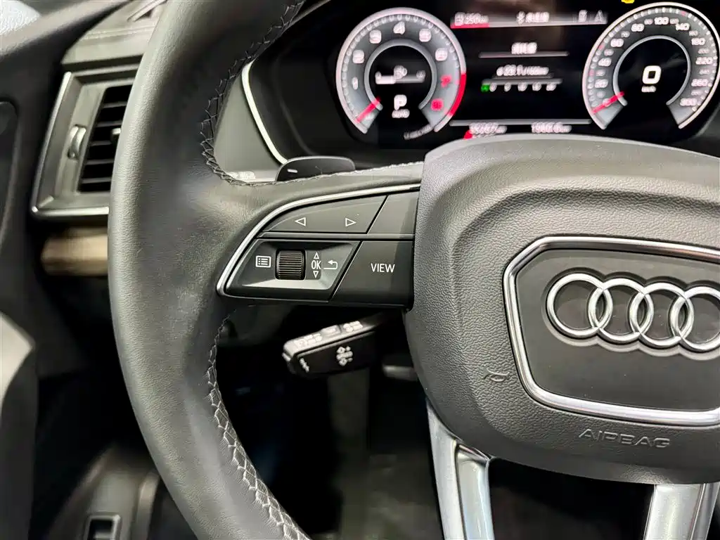 Audi Q5L 2022 45T Luxury Elegance фото 23