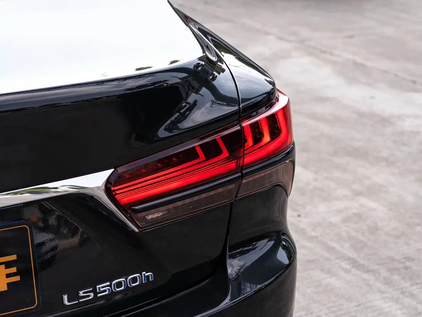 Lexus LS 2022 2021 500h Excellence Edition