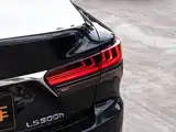 Фото 7 - Lexus LS