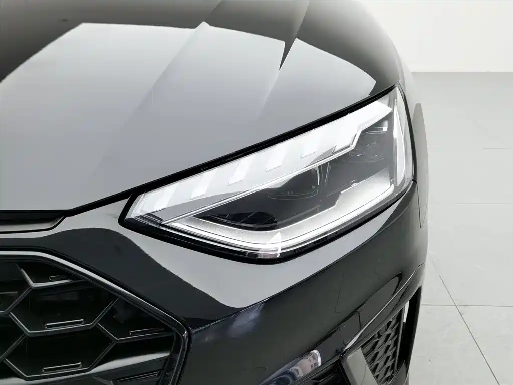 Audi A4L 2020 40 TFSI Fashion Dynamic Edition фото 7
