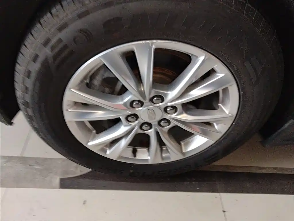 Cadillac XT5 2020 28T Technology Model фото 25
