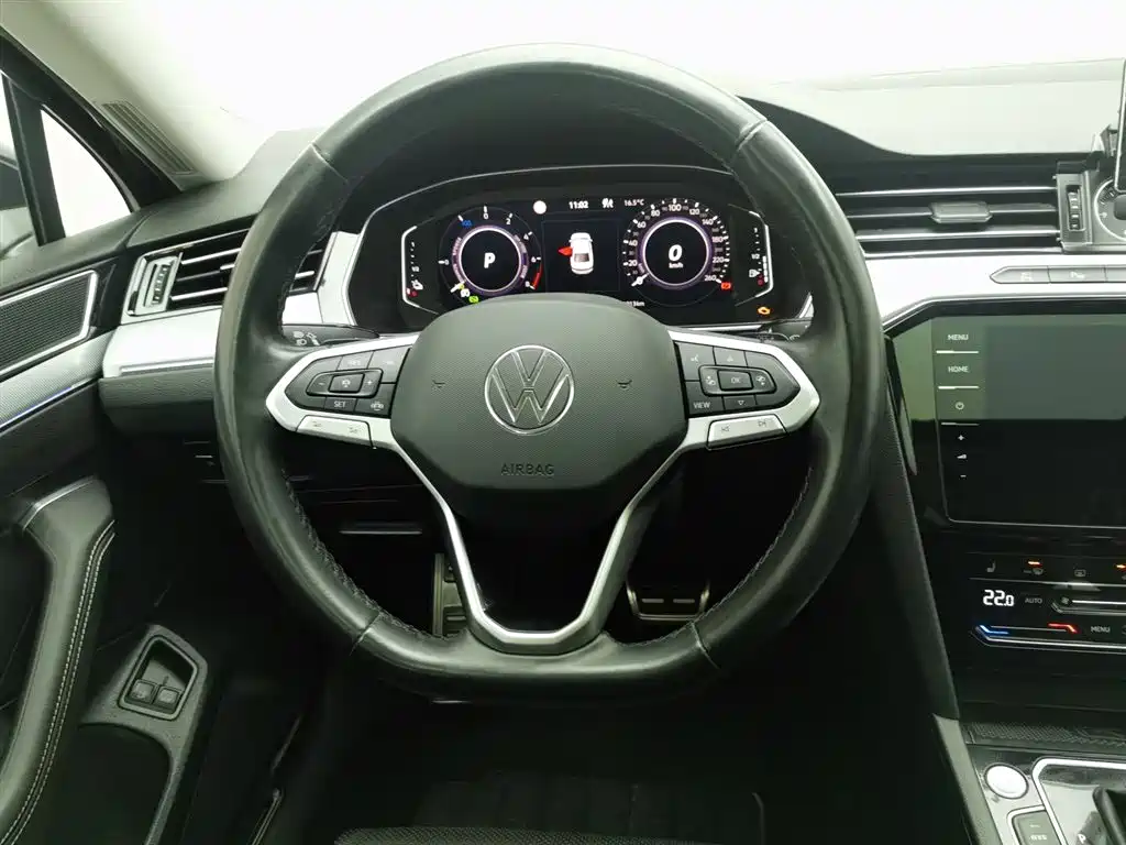 Volkswagen Magotan GTE Plug-in Hybrid 2022 GTE Premium фото 11