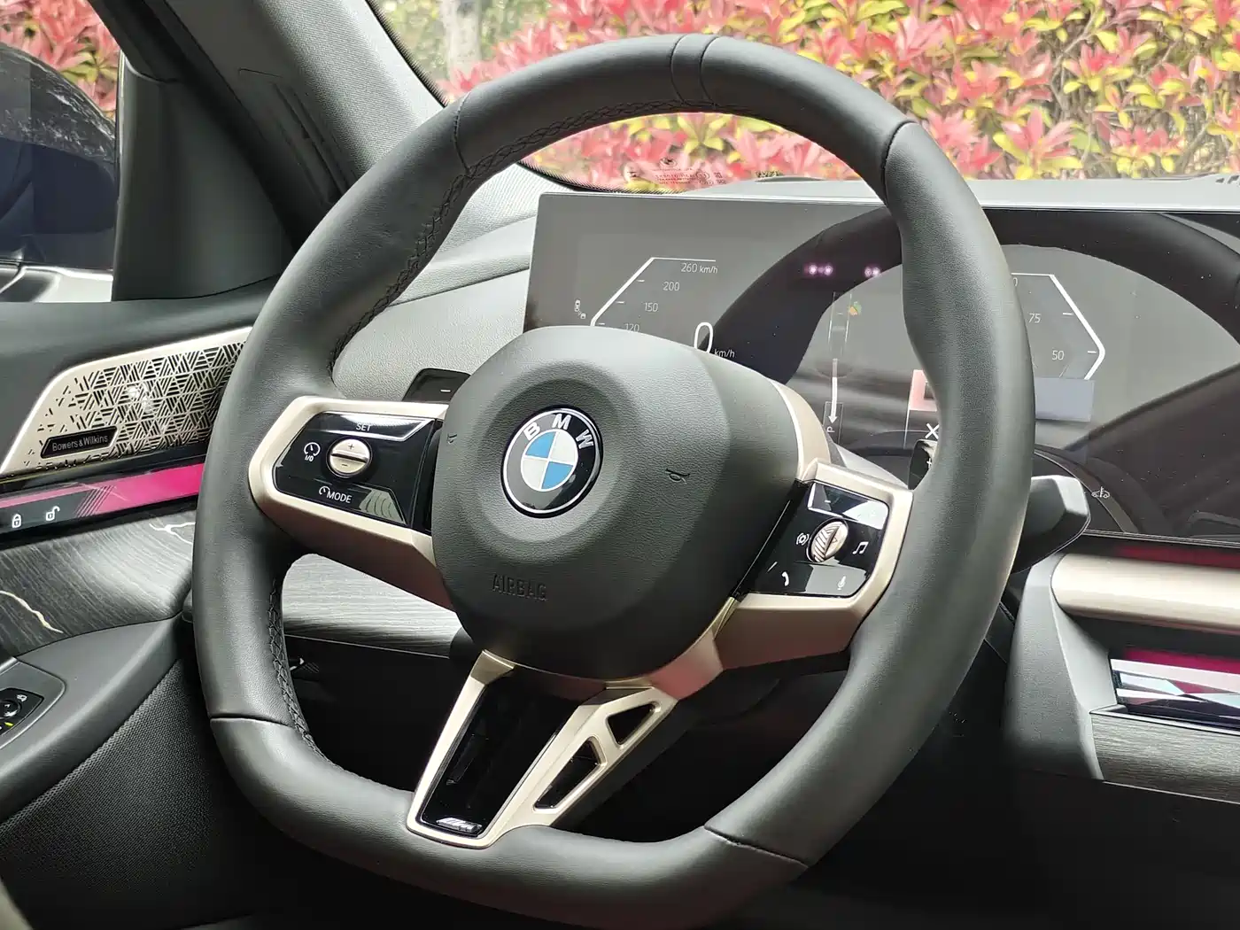 BMW 5 Series 2025 530Li Premium M Sport Package фото 20