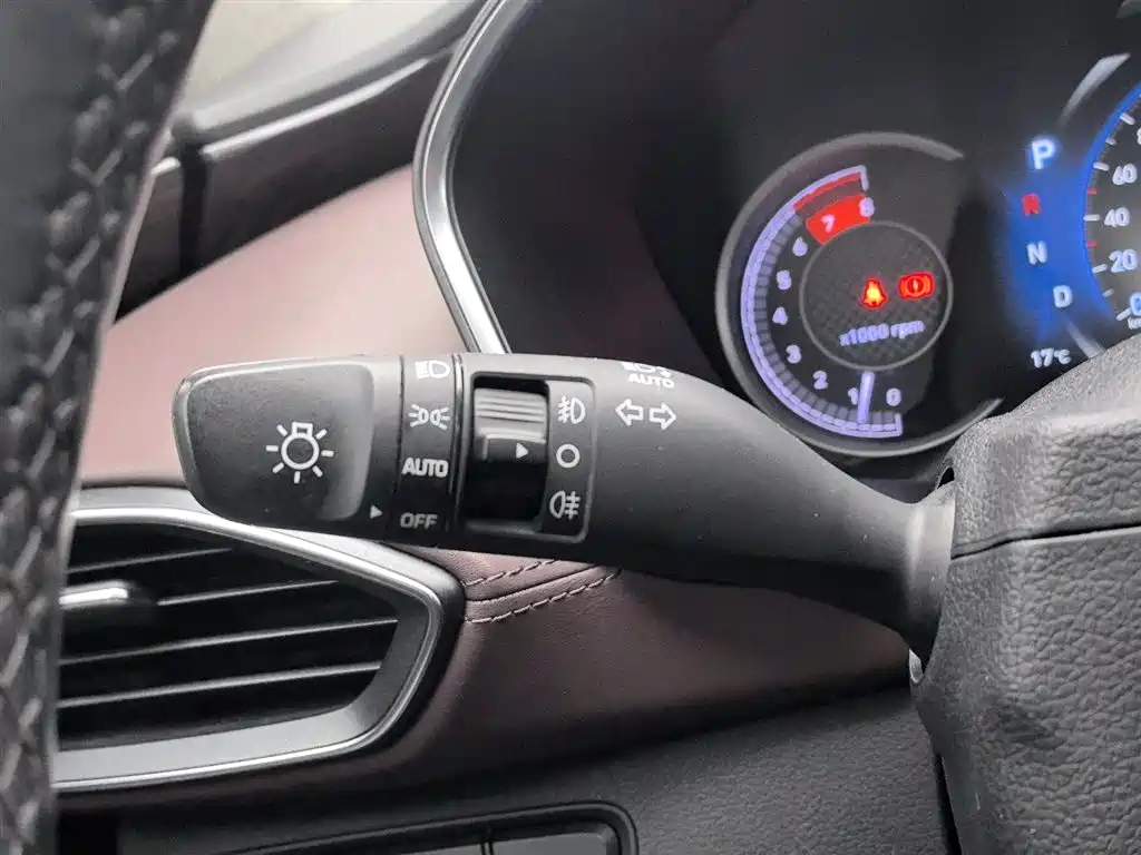 Hyundai Santa Fe 2019 380 TGDi TOP Automatic 4WD Flagship (HTRAC) China VI фото 21