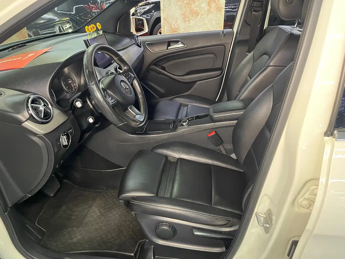Mercedes-Benz B-Class 2017 B 200 Dynamic фото 5