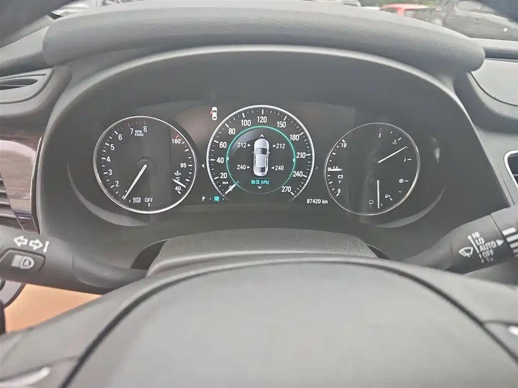 Buick LaCrosse 2016 20T Luxury фото 5