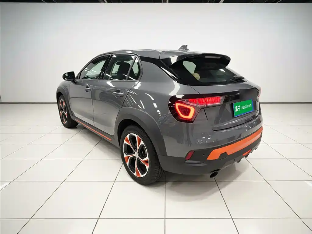 Lynk & Co 02 2019 High Energy Edition 2.0T Automatic 2WD Shine China VI фото 5