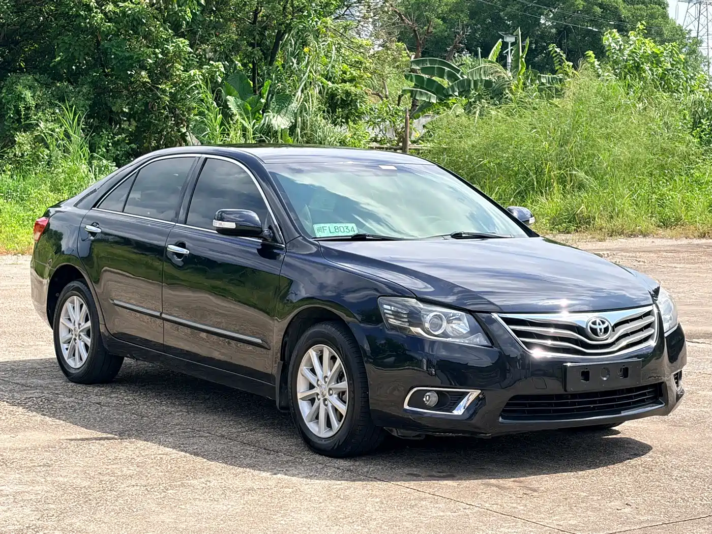 Photo 3 - Toyota Camry
