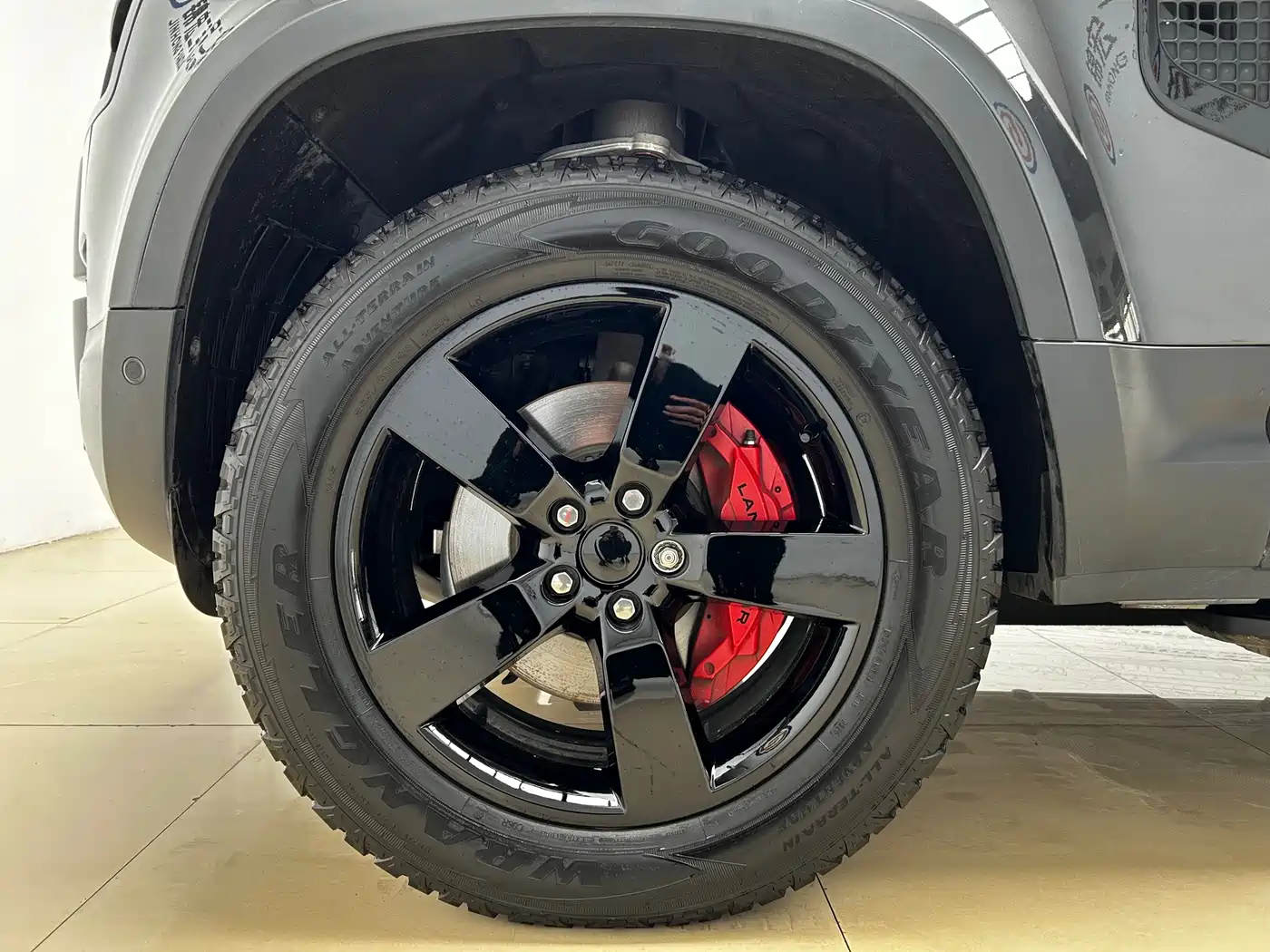 LAND ROVER GUARD