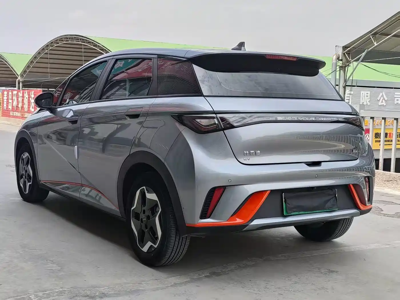 BYD Dolphin 2021 Model 405km Fashion Edition фото 7