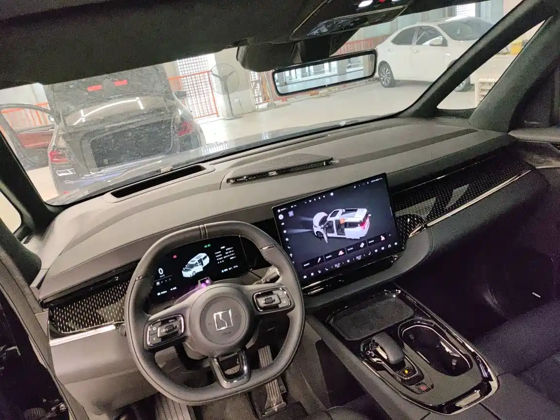 ZEEKR EXTREME KRYPTON 009