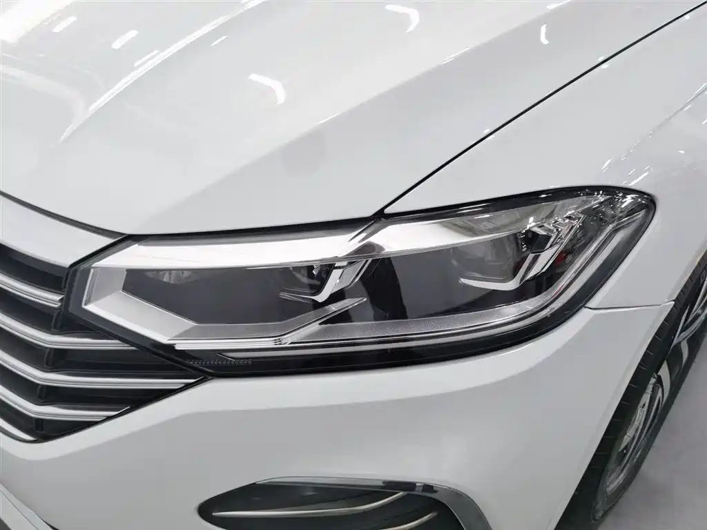 Volkswagen Lavida 2023 300TSI DSG Comfort Edition фото 7