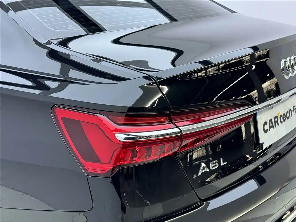Audi A6L 2025 45 TFSI quattro Premium Sport фото 10