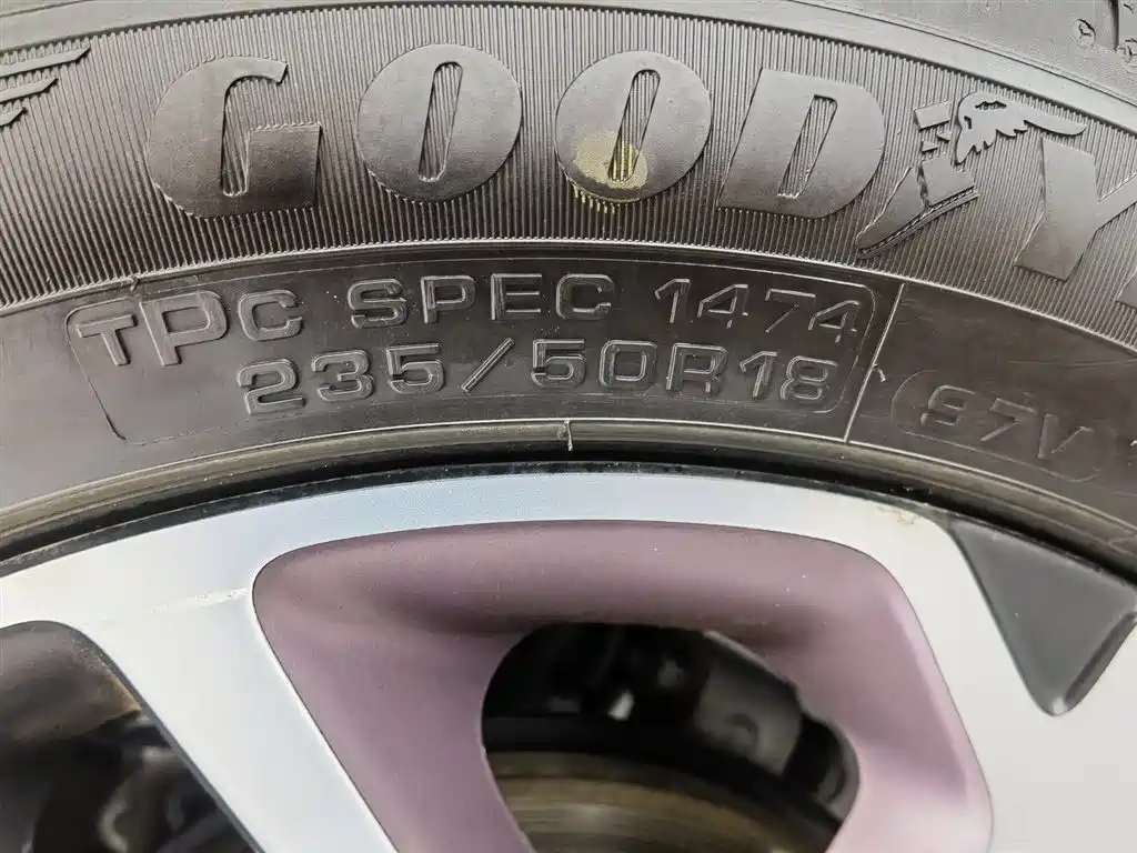 Lynk & Co 02 2021 1.5TD DCT 2WD Shine Champion Edition фото 24