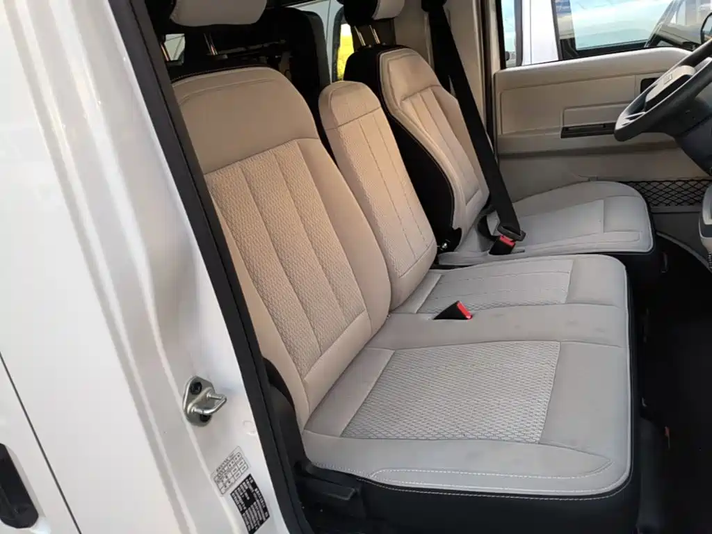 SRM Xinyuan Xinyuan E3 2026 2025 Model Fudi 310KM Utility Passenger