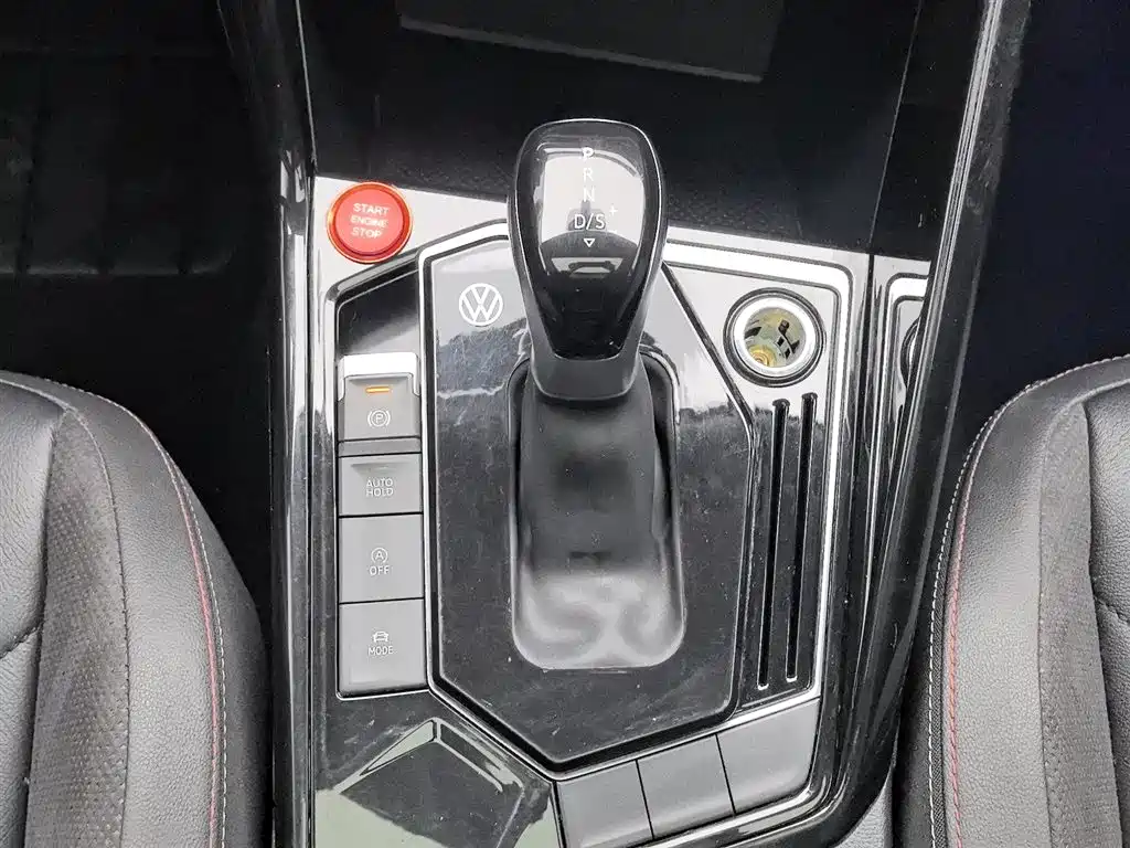 Volkswagen Tayron 2021 330TSI 2WD Luxury Smart Connect Edition фото 13