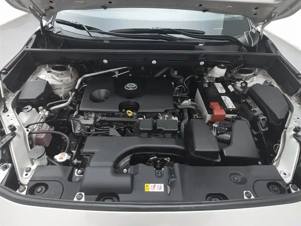 Toyota Wildlander 2023 2.0L CVT FWD Urban фото 6