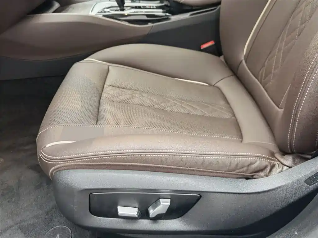 BMW 5 Series New Energy 2022 Facelift 535Le Luxury Package фото 20