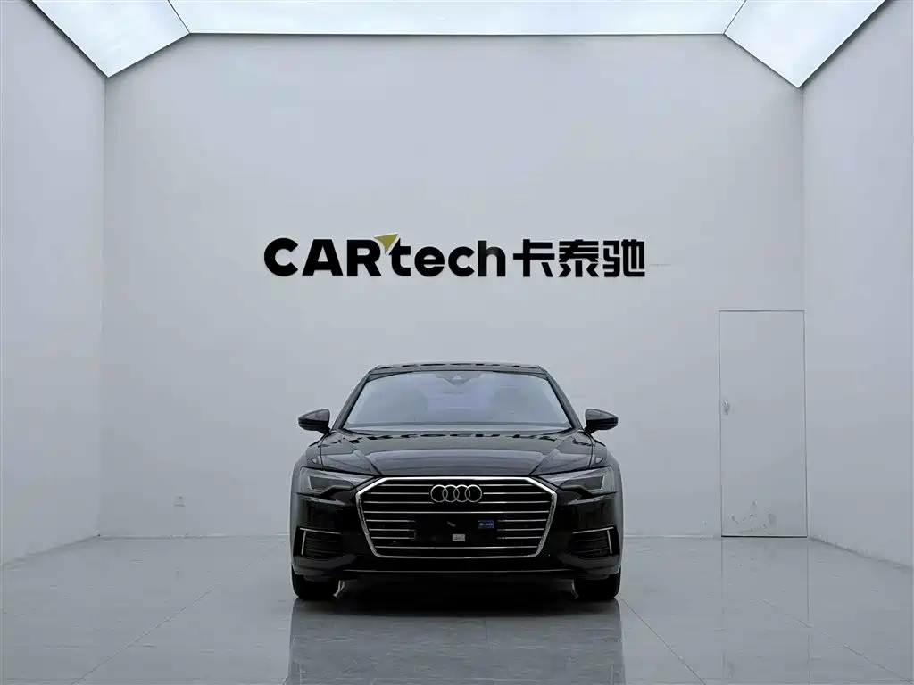 Audi A6L 2019 40 TFSI Luxury Elegance фото 3