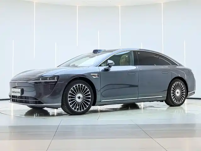 AITO ENJOY THE WORLD S9