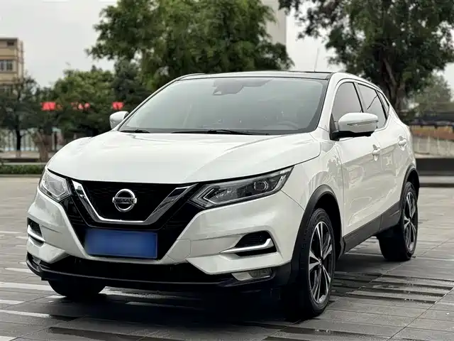 Nissan Qashqai 2021 2.0L CVT Smart Version