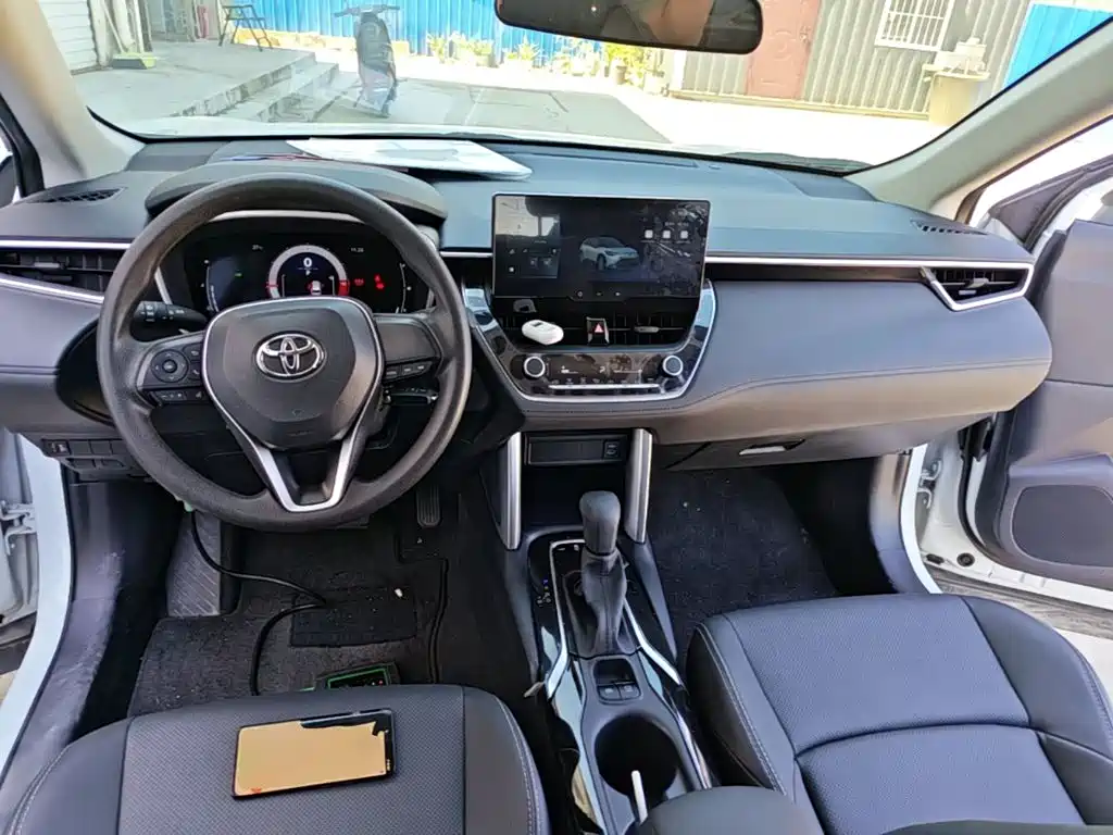 Photo 10 - Toyota Frontlander