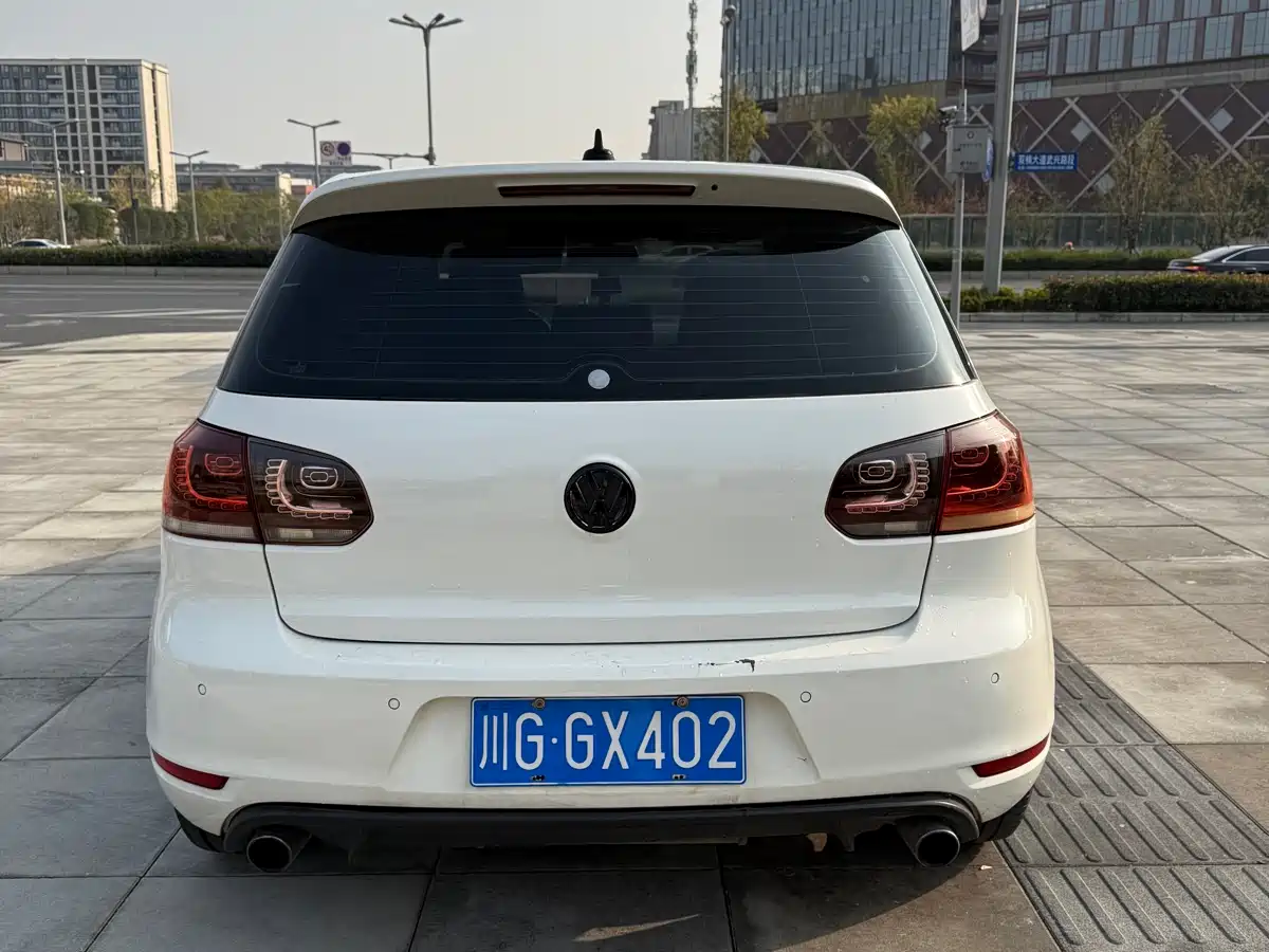 Volkswagen Golf GTI 2012 2.0TSI GTI фото 7