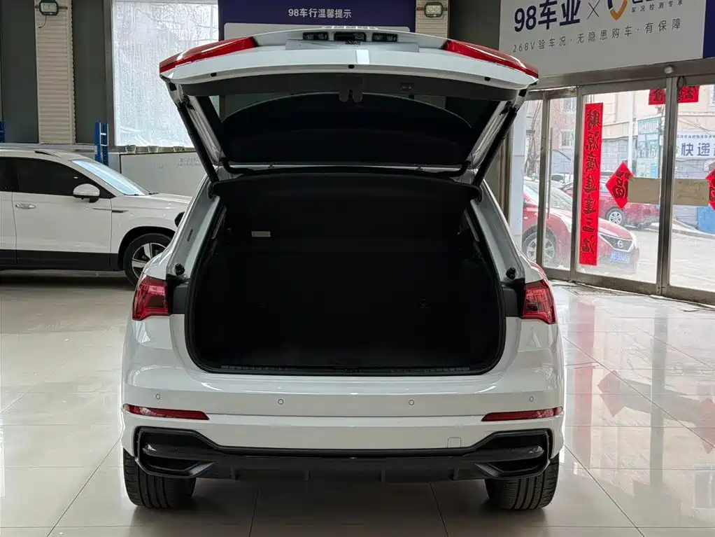 Audi Q3 2023 35 TFSI Fashion Dynamic (1.4T) фото 23