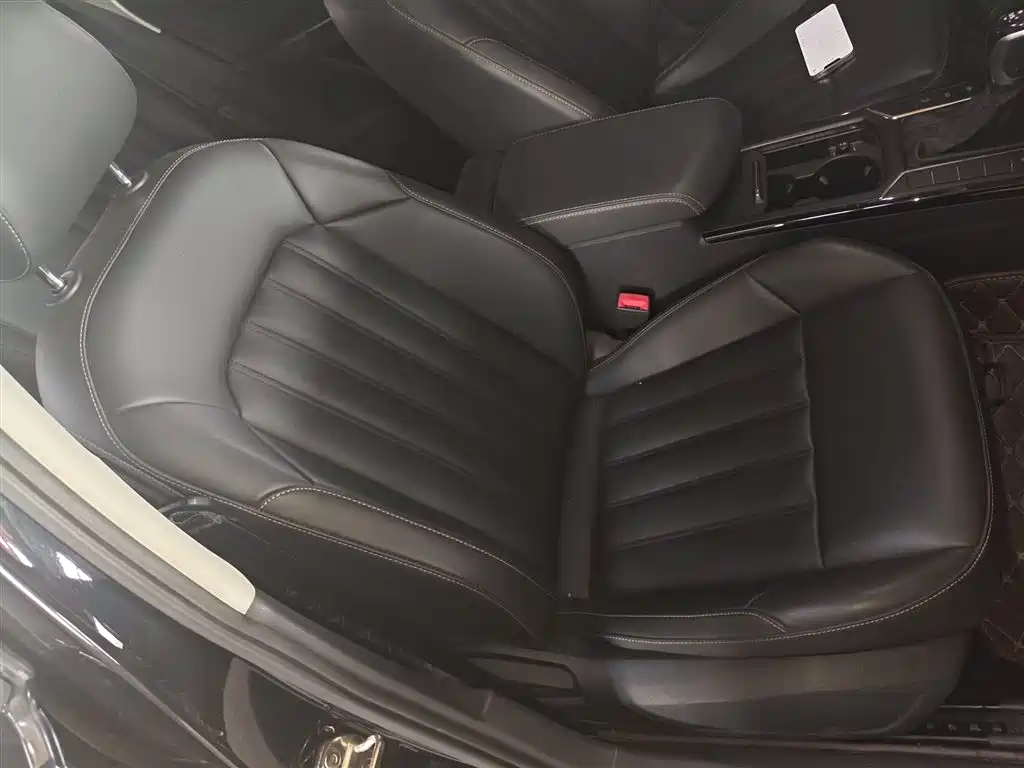 Volkswagen Passat 2019 Model 280TSI Business Edition China VI фото 25