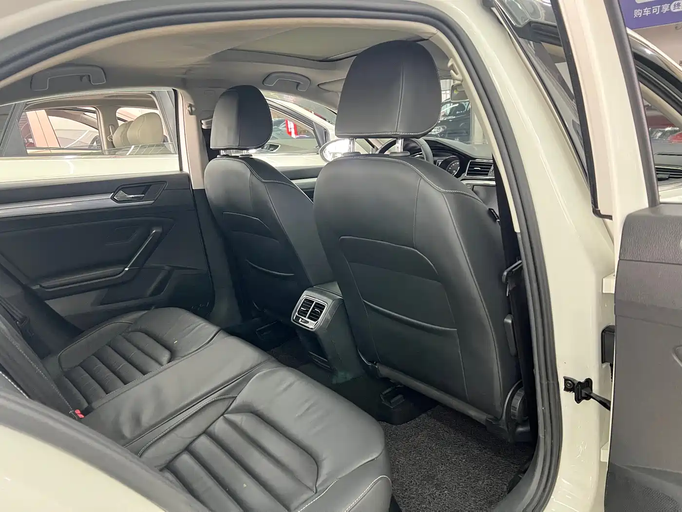 Volkswagen Lamando 2018 280TSI DSG Comfort Edition фото 6
