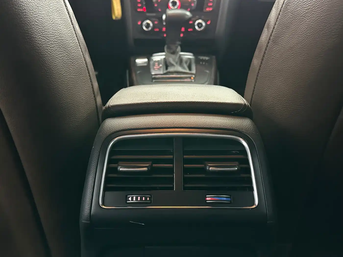 Audi A4L 2015 35 TFSI Auto Comfort фото 8