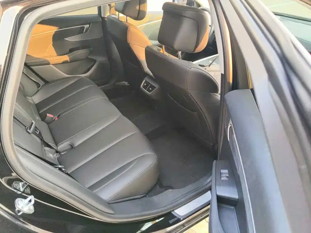 Buick LaCrosse 2025 2026 Model 28T Platinum Edition